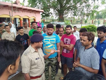 priest deadbody found at sarnath