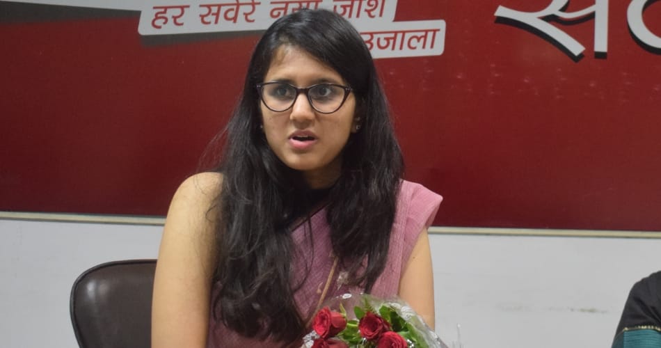 upsc topper navya single Special interview and success tips