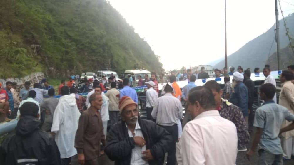  highway blocked due to heavy rain in uttarakhand 