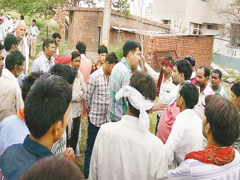ruck kills bike, three dead including innocents