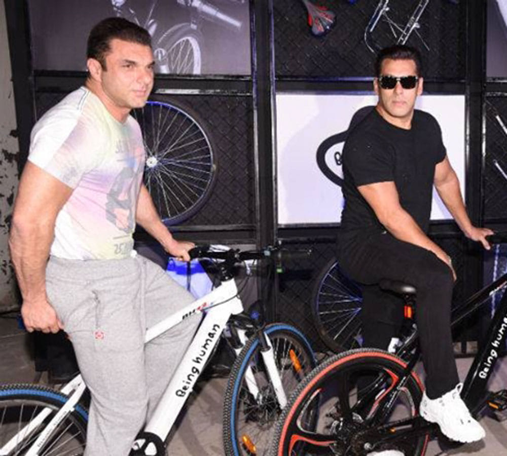 Salman Khan gets angry at a reporter, says ‘Paaji zyada udo mat’ video viral