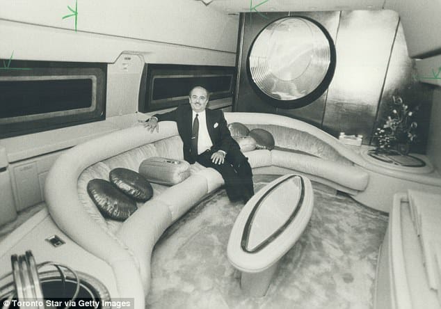 Saudi billionaire arms dealer Adnan Khashoggi lifestyle's importance points
