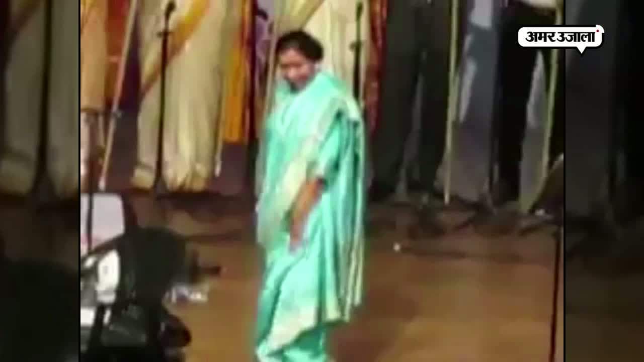 आशा भोंसले