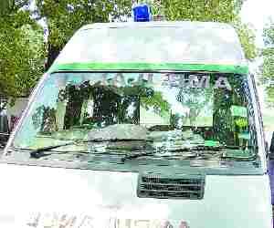 Stone pelted on 108 Ambulance 