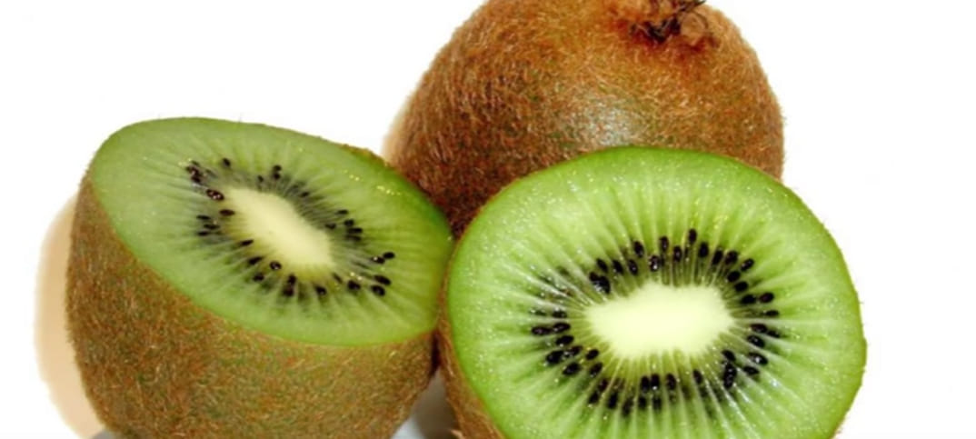 Ramzan: Pride of Dastarkhan raising foreign fruits with native country