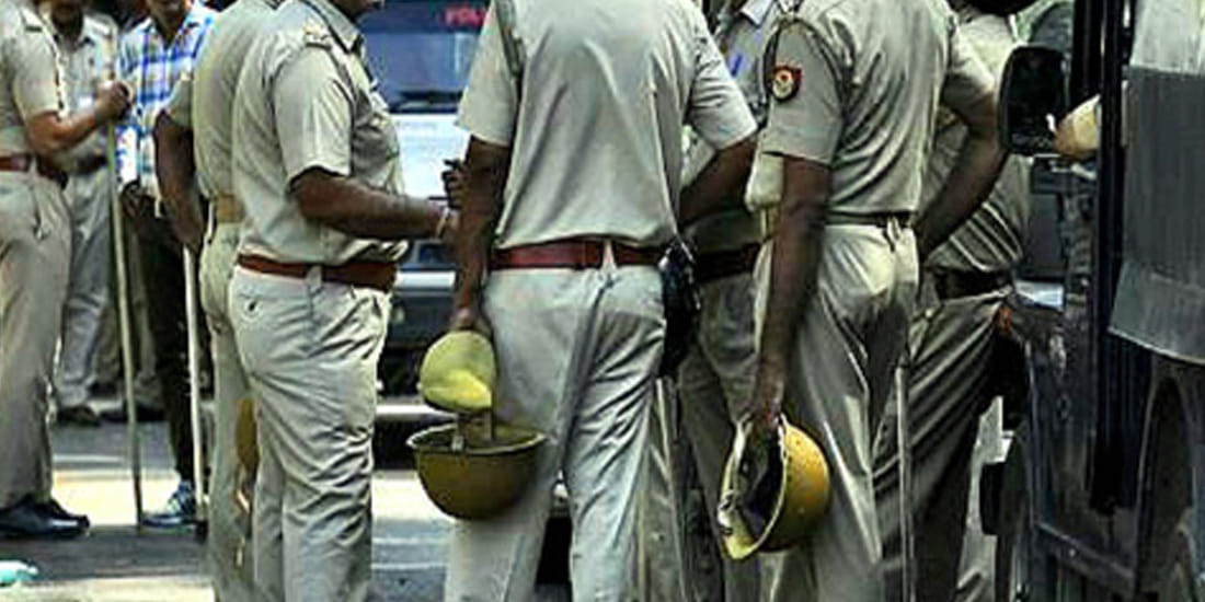 hanged youth body missing police  