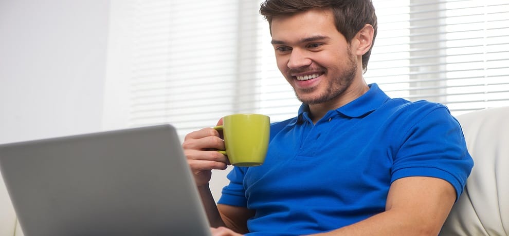 How to know facebook friends location during chat