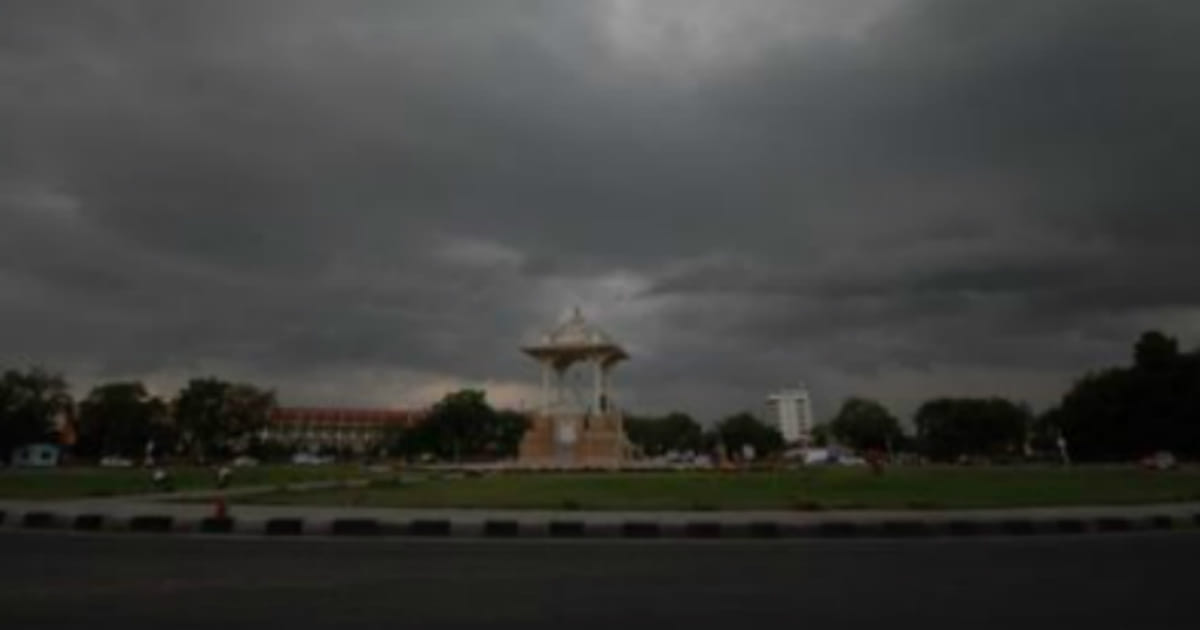 weather turned as temperature goes down in jaipur and other parts of the state 