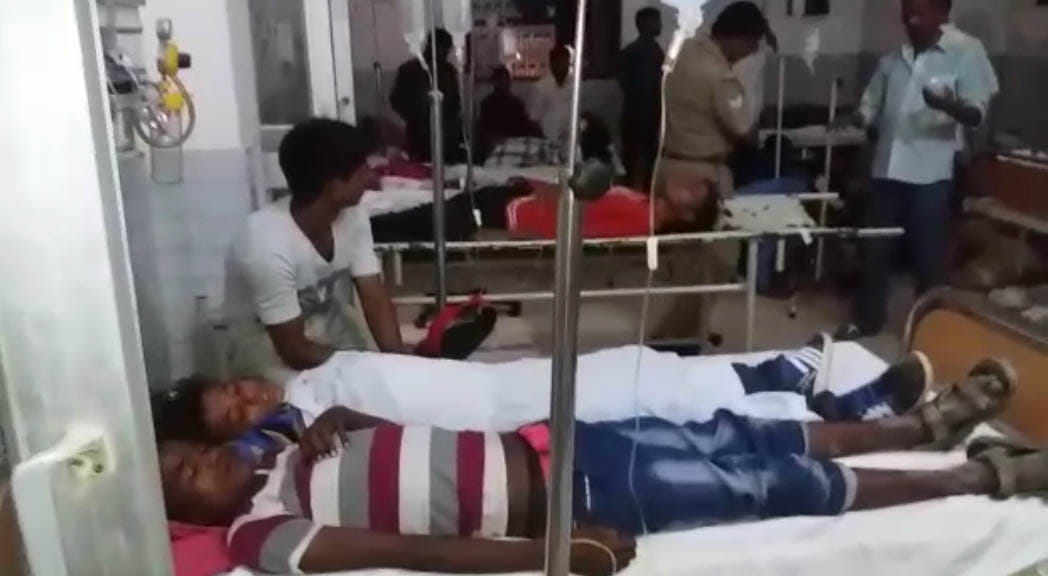 Mau Hundreds of people sick eat contaminated food 