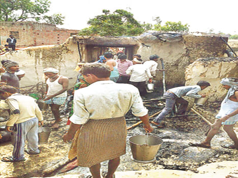 12 home-made ashes from the spark of the stove