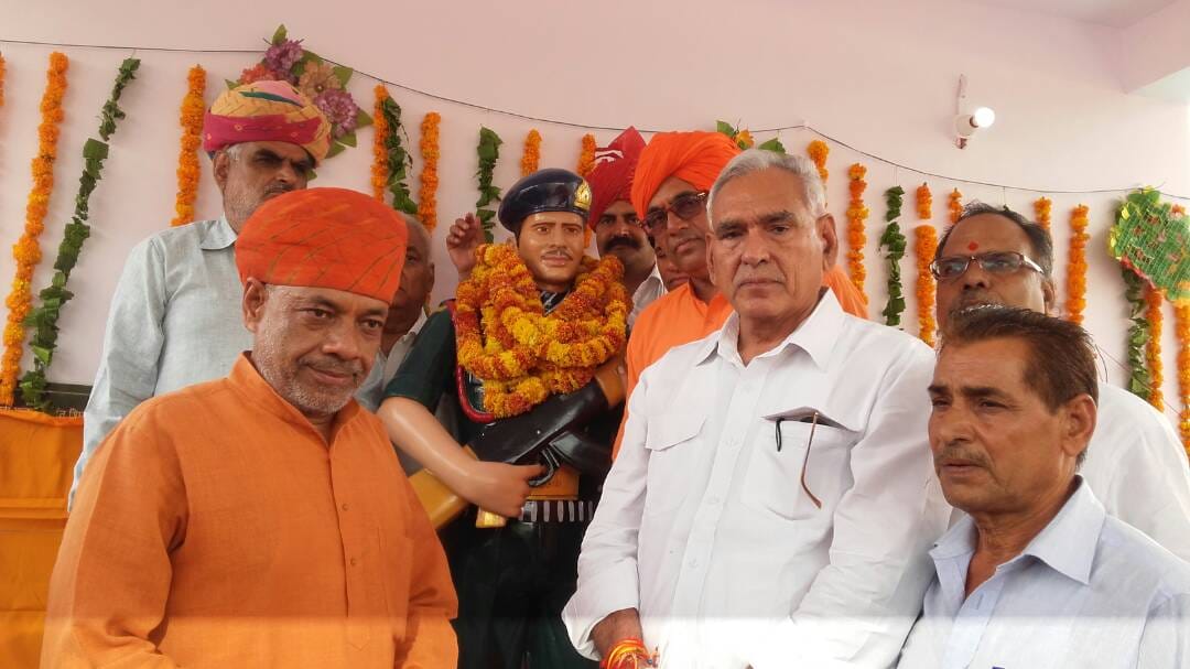 Martyr's statue unveiled in sikar
