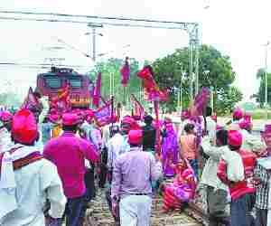 Nishad stop train 