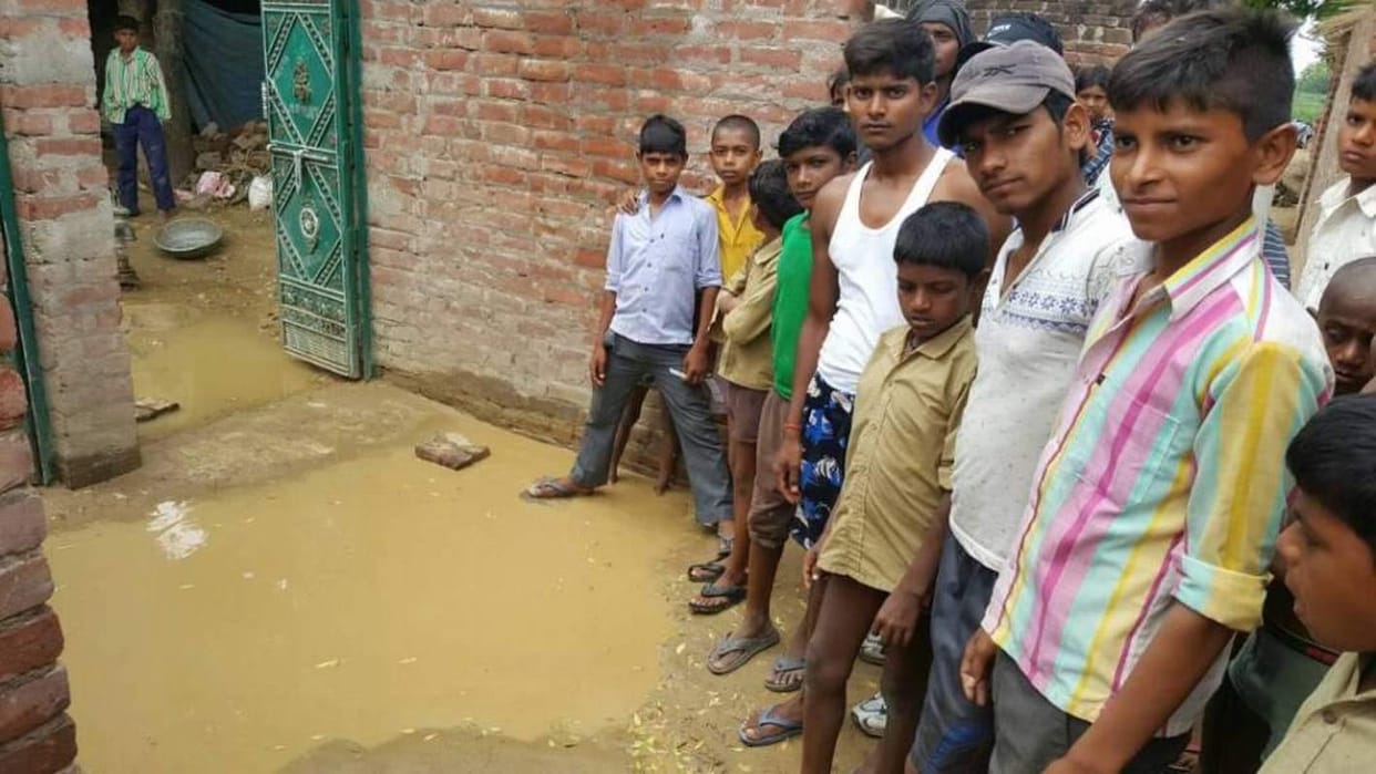 भूटा में घरों में घुसा पानी