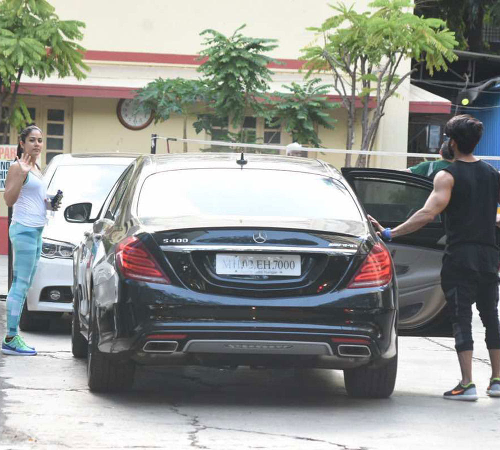 Shahid Kapoor and Mira Rajput caught at Gym together see photos