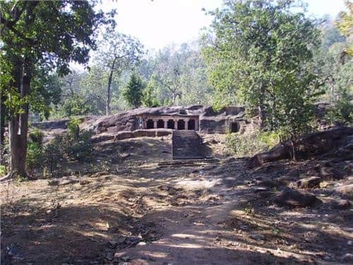 sonebhadra caves has many historical moments