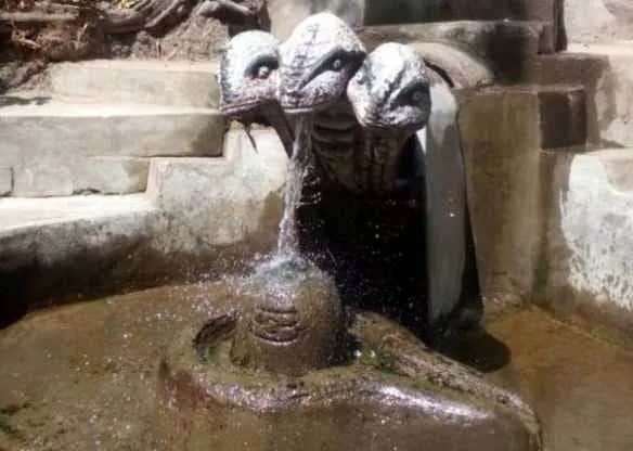 sonebhadra caves has many historical moments