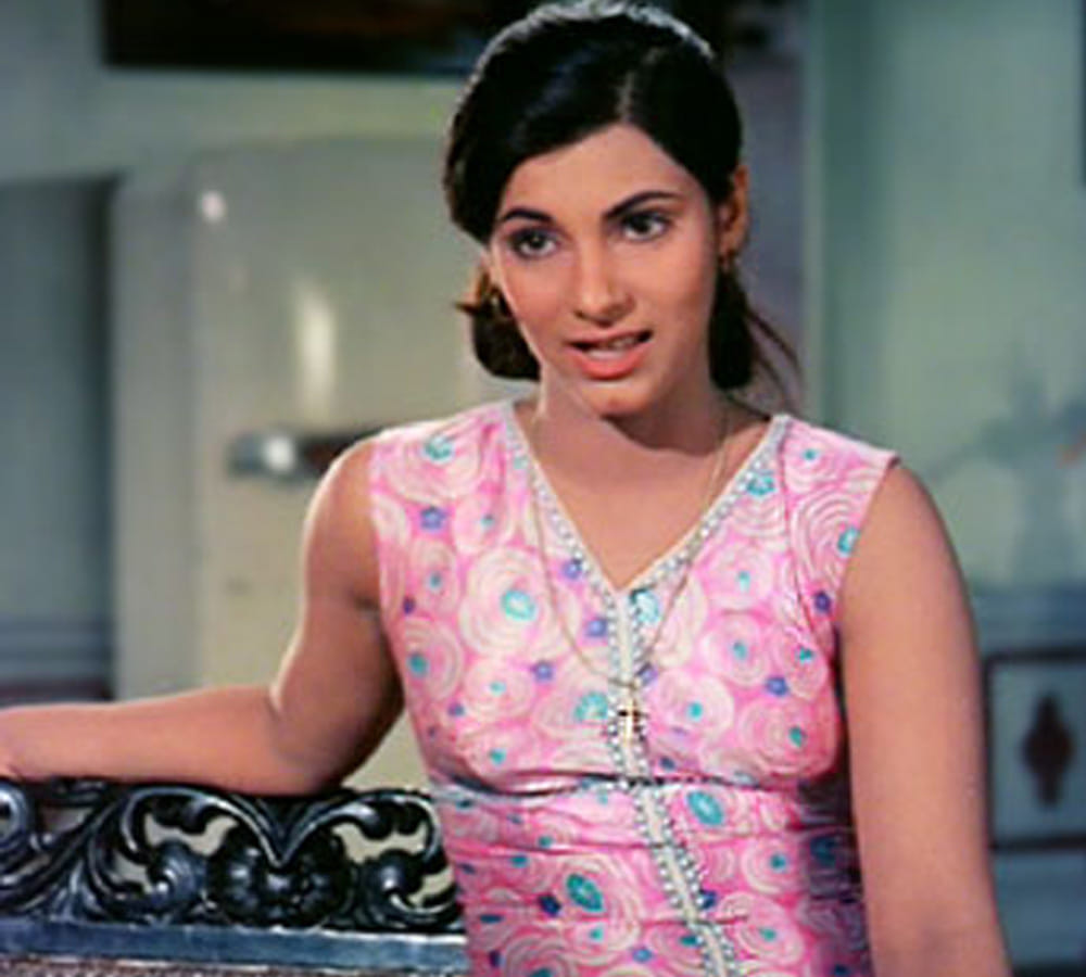 Bollywood trivia Dimple kapadia 10 unknown facts about her life