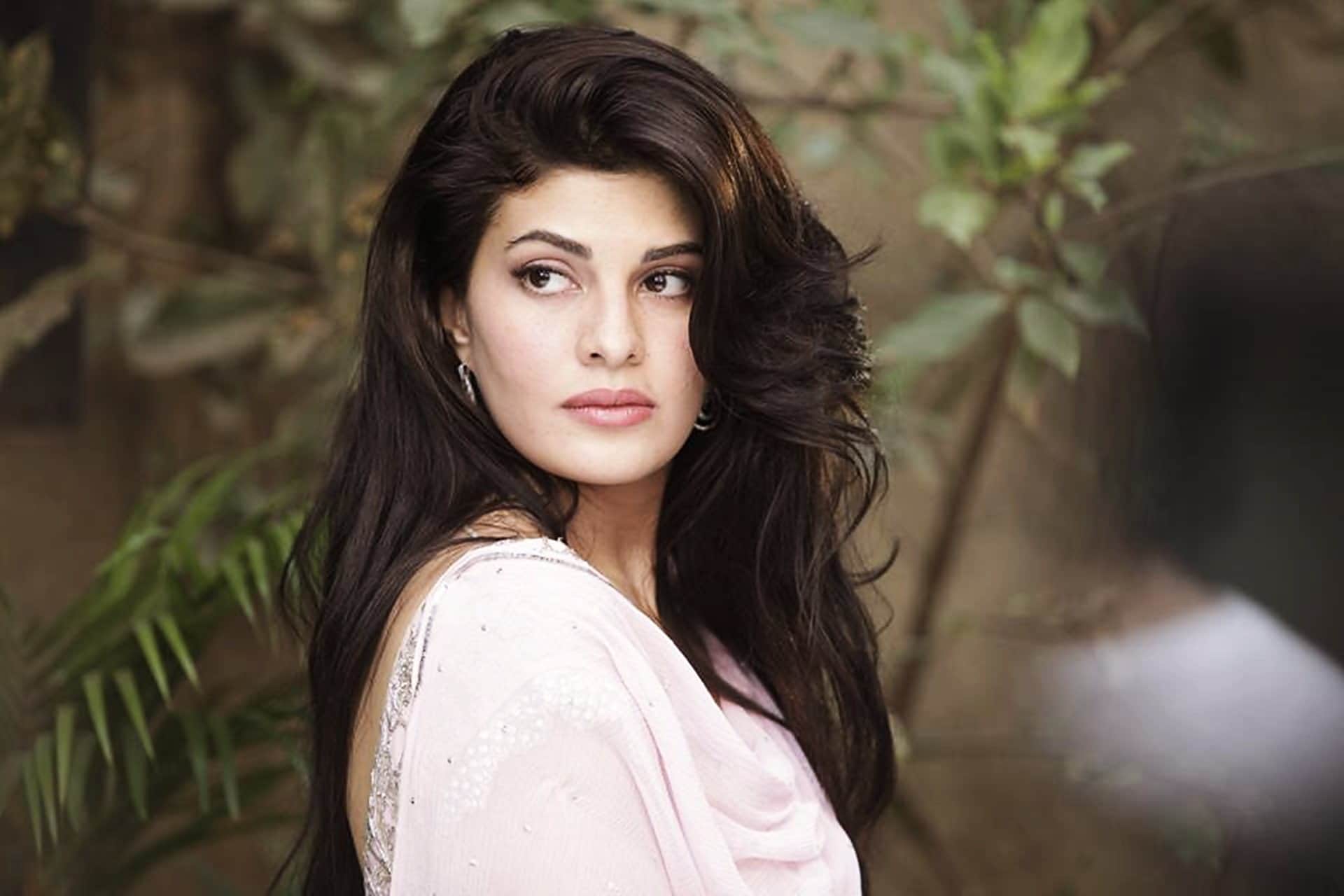 Jacqueline Fernandez gets fainted on shooting set of Sushant Singh Rajput Starrer Netflix drive