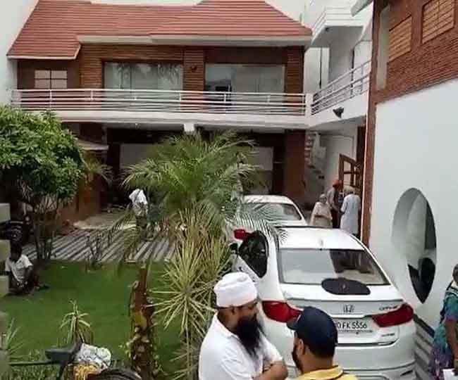 Businessman shot dead three family members