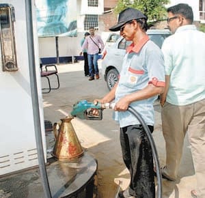 red on petrol pump, recard seel