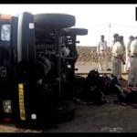 10 police jawans injured
