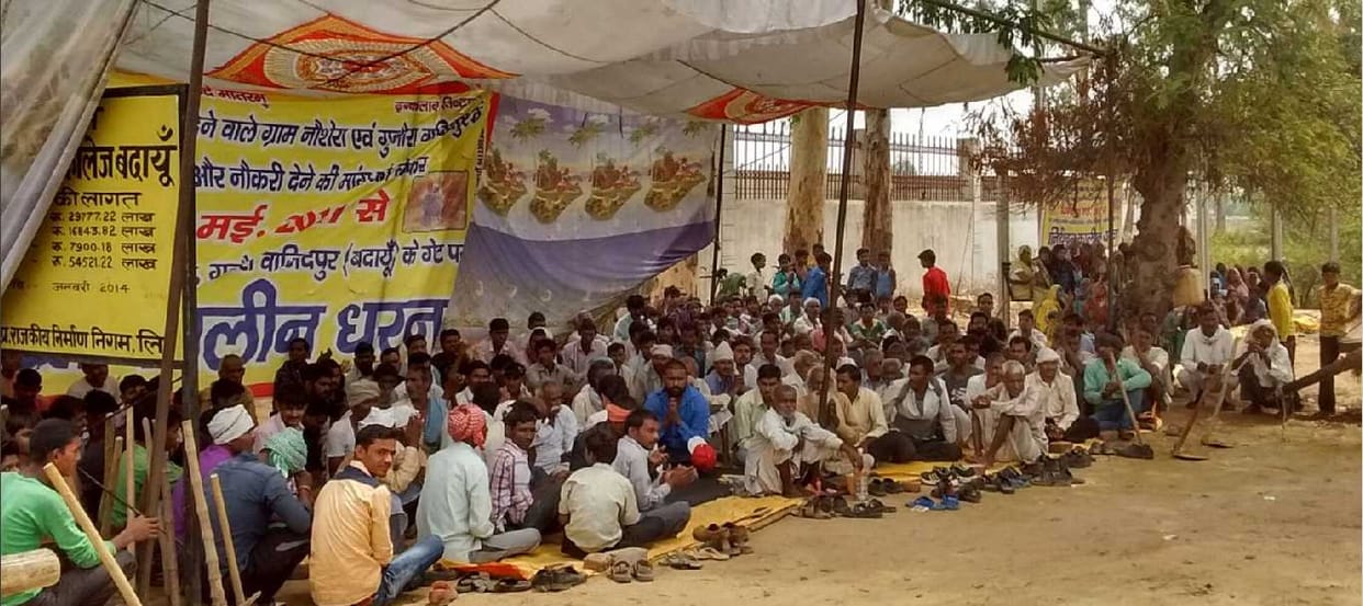Stopping hold of farmers running on medical college