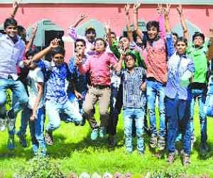 anshika topper in 10th and anujiya topper in 12th