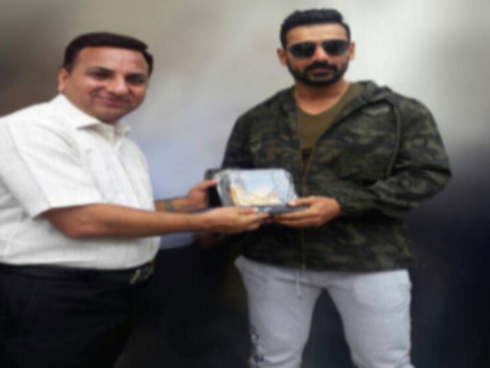 bollywood actor john abraham praised uttarakhand 