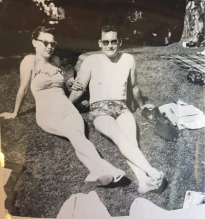 couple shares their old pic, people found something Creepy.