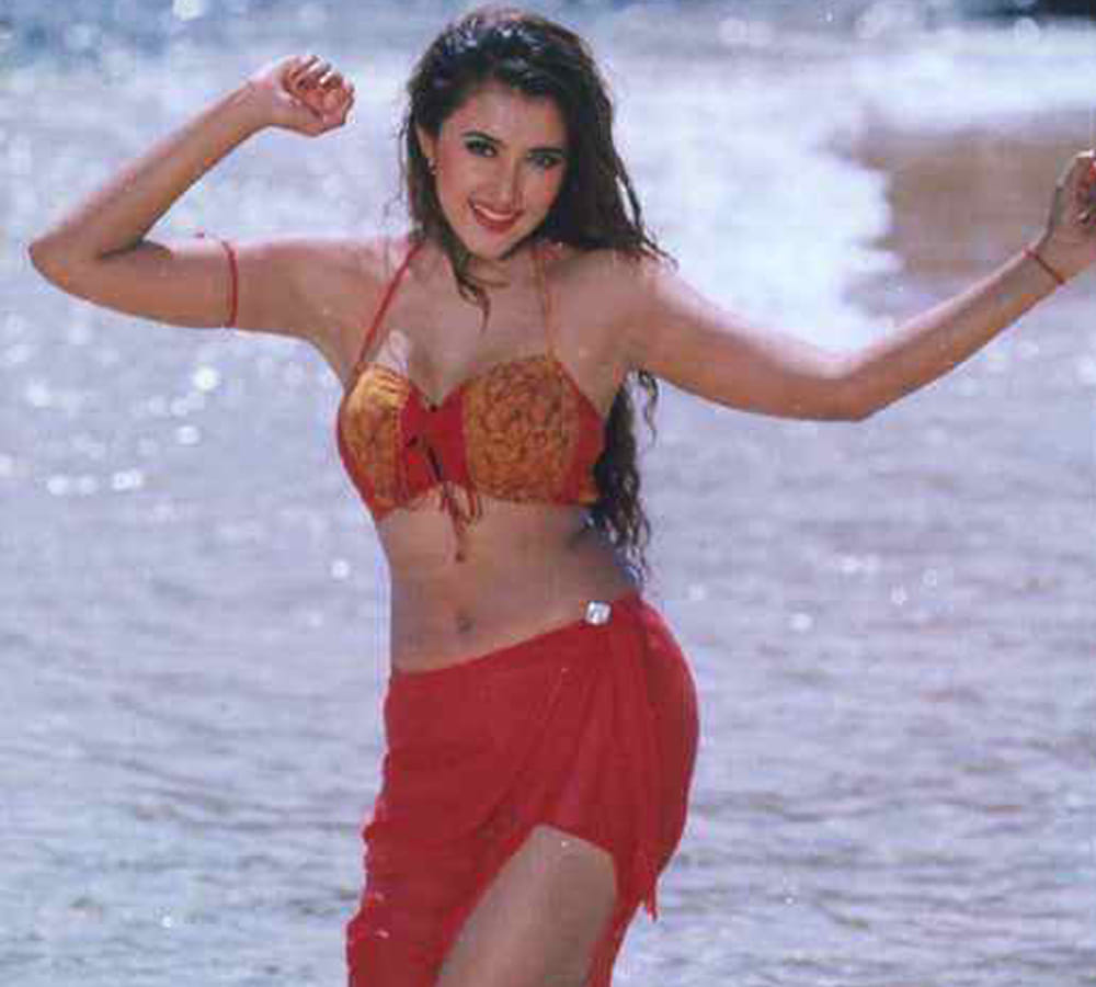 Actress Sakshi Shivanand left bollywood due to underworld, now superstar in South films