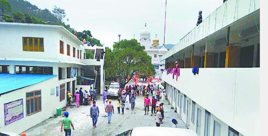 Thousands of pilgrims sought fat tech mantra