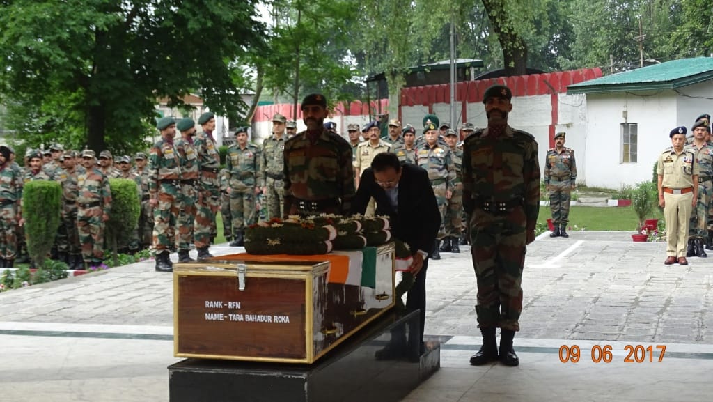 tributes paid to tara bahadur roka in srinagar