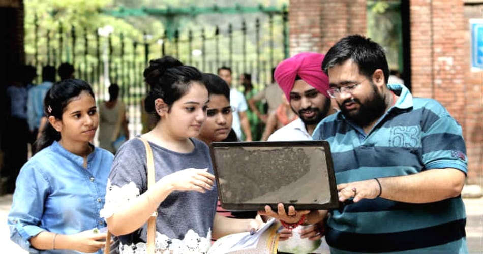 25 Universities, Degree does not exist