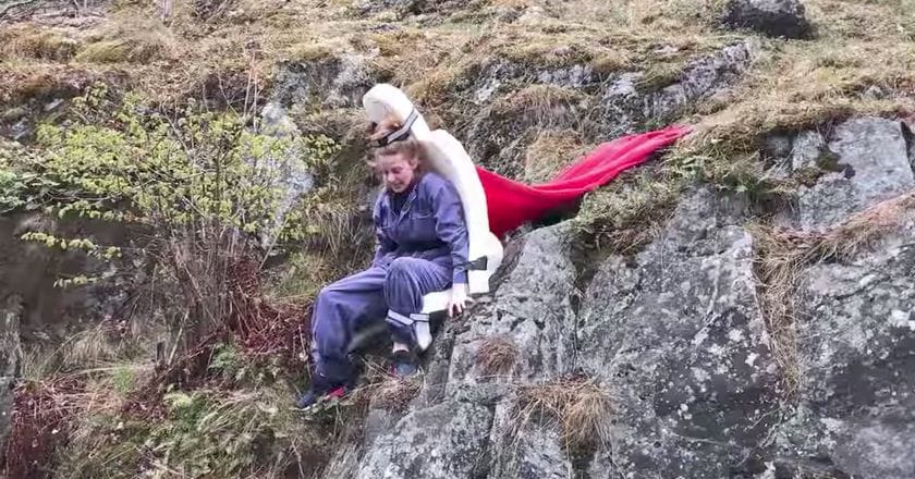 Woman Makes Full Body Mattress For Taking Naps Anywhere