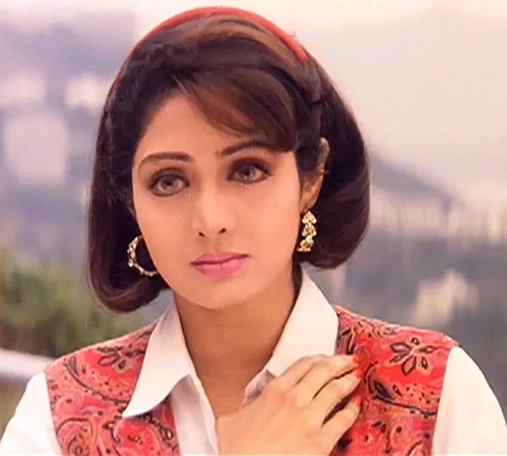 drunk sanjay dutt enter the sridevi make up room then never work together