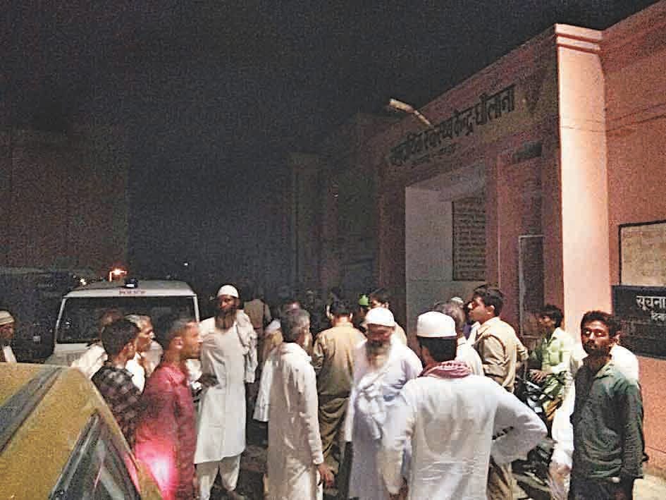 Four arrested in Dehra clash.