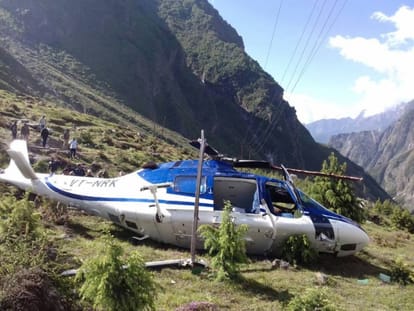 helicopter crash in badrinath one dead