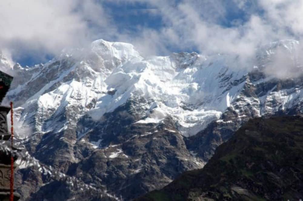 Himalaya diwas 2018 water source continuous dry in Himalayan region