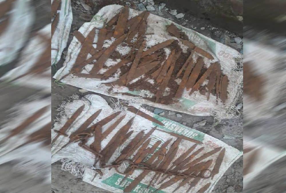Hundred years old weapon found in excavation in tehri