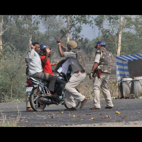 images of farmers protest in madhya pradesh in which shivraj singh chouhan govt is in questions