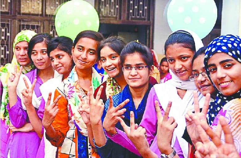 Aditi in Inter, Gaurav in High School, Shiva District Top