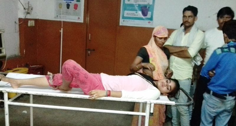 हर्ष फायरिंग में किशोरी के लगी गोली, घायल