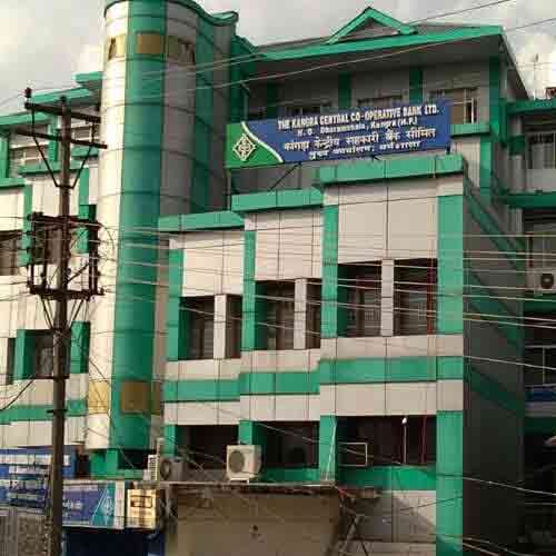 job vacancies for 12th passed in bank salary 35000