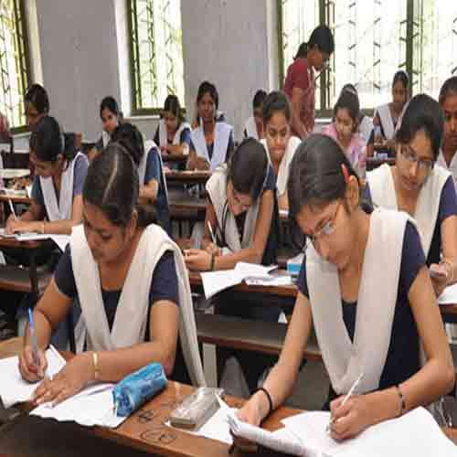 UP Board Result 2017 why priyanshi became the topper of class 12th 