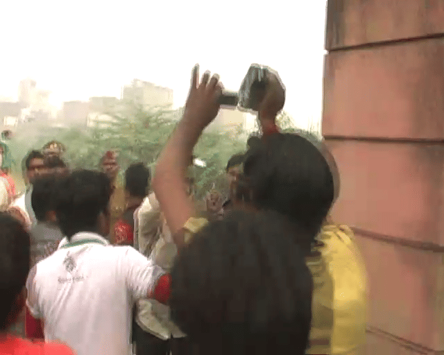 truth of viral video of farmers movement in mp is this 
