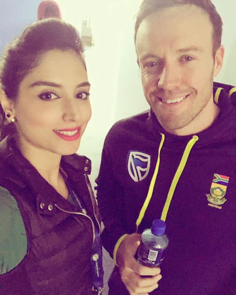 Zainab Abbas,Pakistani Journalist, 'Casts Spell' on Virat Kohli, AB de Villiers in Champions Trophy