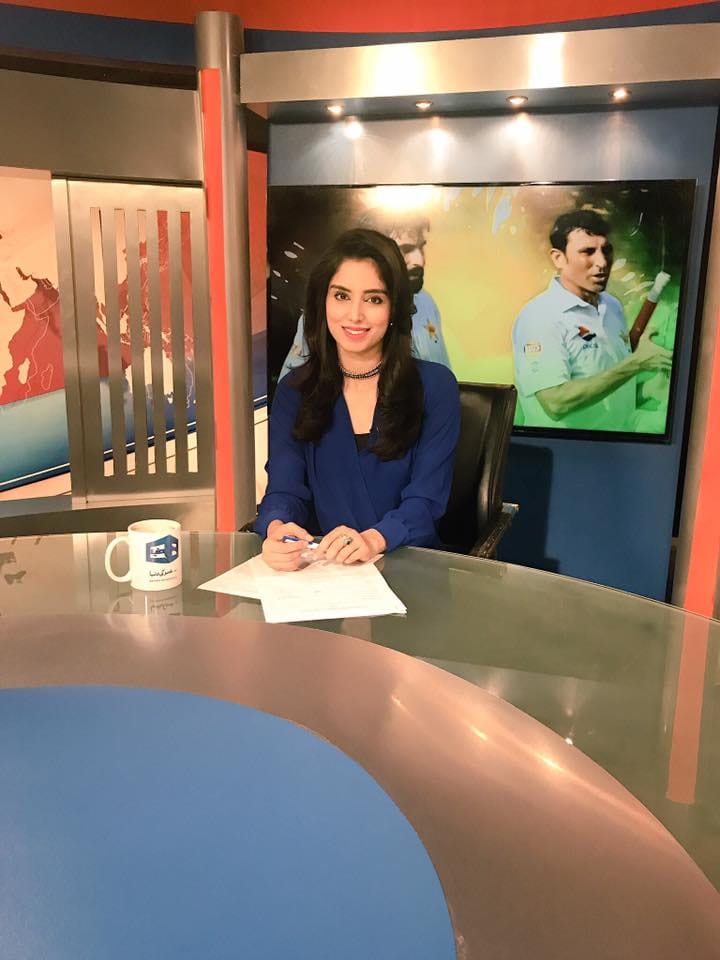 Zainab Abbas,Pakistani Journalist, 'Casts Spell' on Virat Kohli, AB de Villiers in Champions Trophy