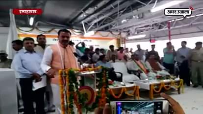 Deputy CM Keshav Prasad Maurya flagged off Allahabad-Udhampur train from Allahabad Junction