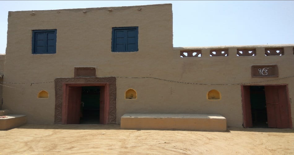  film bambukat haveli make changes his owner life