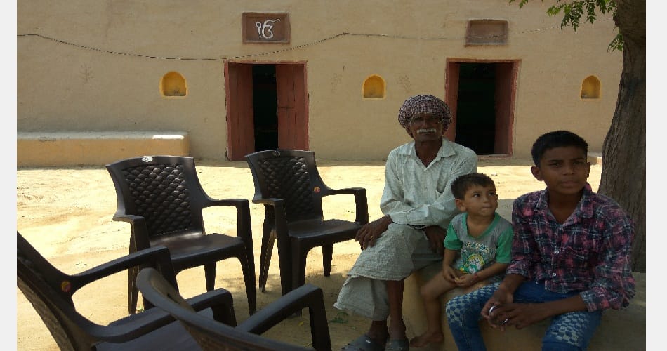  film bambukat haveli make changes his owner life